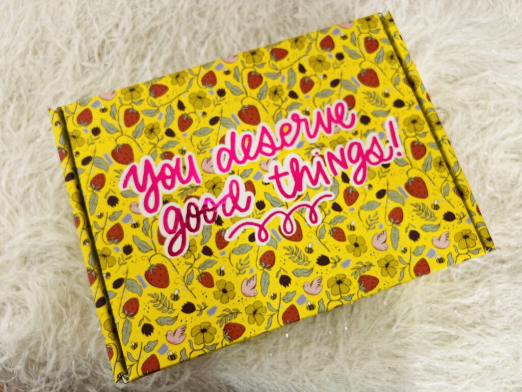 Lost in the World of Alicia Souza: A Planner Lover's Journey - Freebie Box - TheMemoryBites