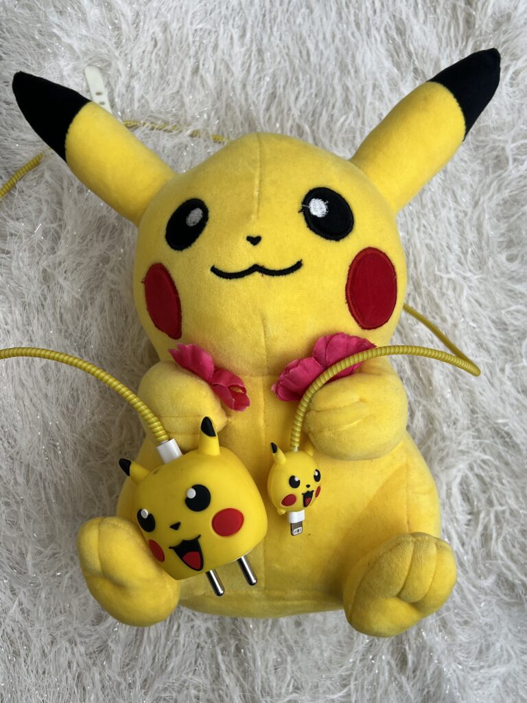 Hooked on Pikachu : A Claw Machine Adventure - Pikachu With Cable Accessories - TheMemoryBites
