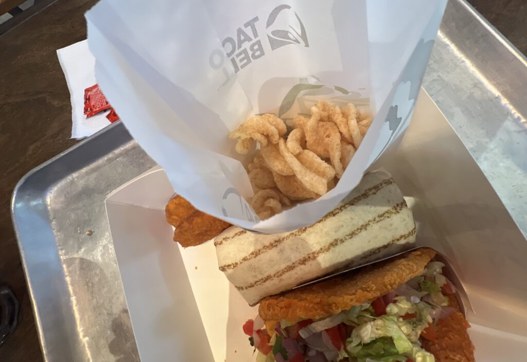 Taco Bell ๐ฎ: Where My Stomach Leads the Way - Cinnamon Twist - TheMemoryBites