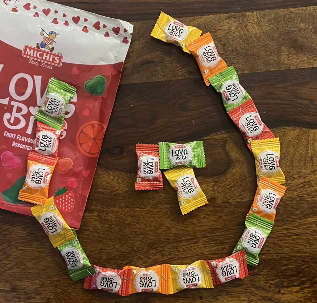 Michi's Love Bite: The Sweetest Love Bite You'll Ever Experience - Munchie's Necklace - TheMemoryBites