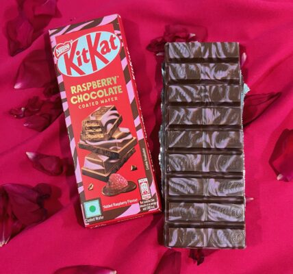 Kitkat Raspberry: The Ultimate Chocolate and Berry Fusion - Kitkat Raspberry Flavor - TheMemoryBites