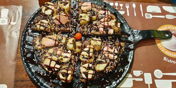 National Pizza Day 2025 🍕- Chocolate Pizza - TheMemoryBites