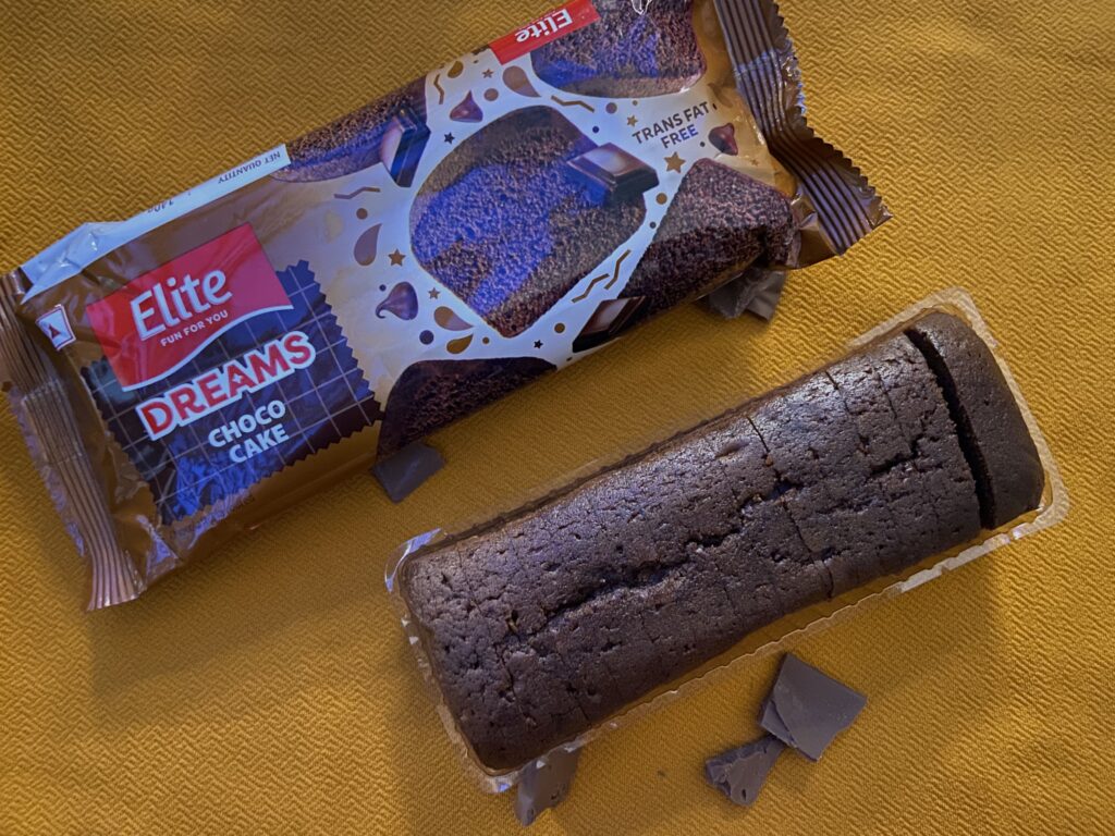 Elite Chocolate Bar Cake: A Decadent Delight for Chocolate Lovers - Chocolate Cake - TheMemoryBites