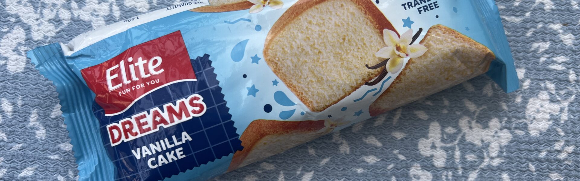 Elite Vanilla Bar Cake: A Timeless Treat for Every Occasion - TheMemoryBites