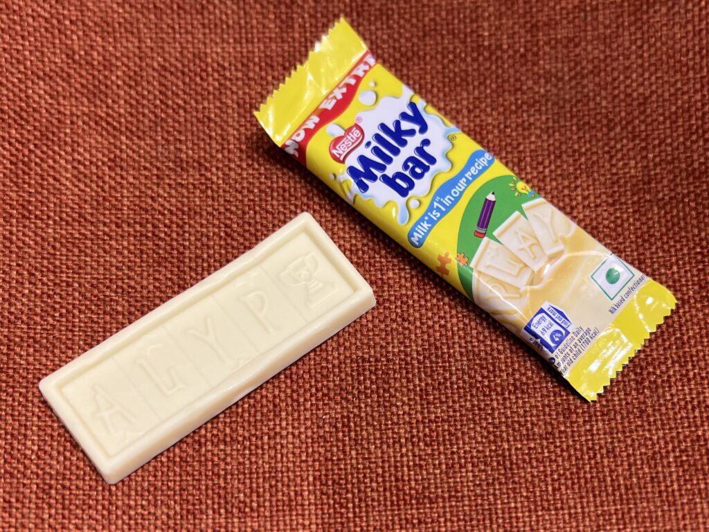 Nestlé Milky Bar: Two Flavours, One Sweet Experience - Milk Milky bar - TheMemoryBites