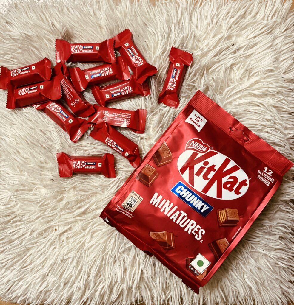 2 Flavours, 1 Obsession: KitKat Chunky Miniatures Done Right - TheMemoryBites